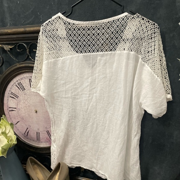 ✨🎀VINTAGE TENDENCY BLOUSE🎀✨ - Picture 8 of 8